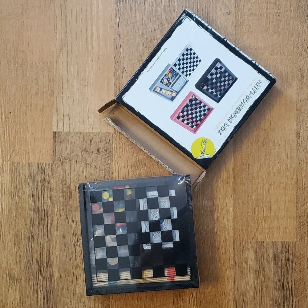 NEW Anti Boredom Box with 5 Games‎